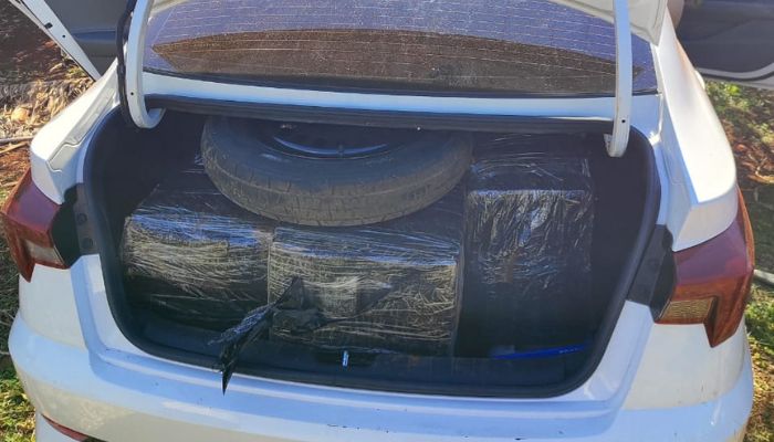  Perseguição na BR-277: PCPR, PMPR e PRF interceptam carro com 468 kg de drogas no Oeste